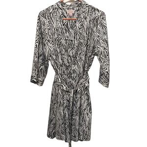 Cabernet Sleepwear Robe Women's Large Brown Animal Print Belted Fast Shipping